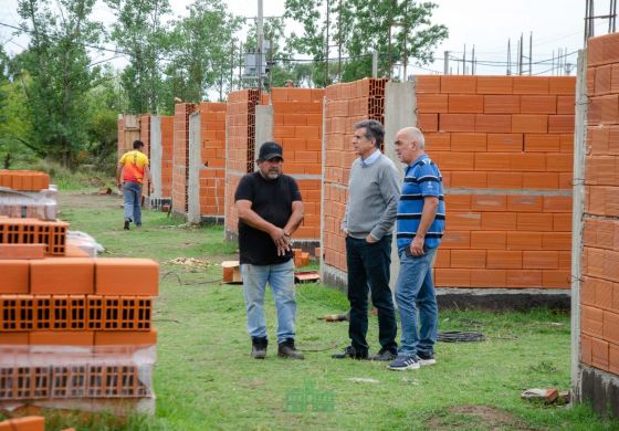  Juanci Martínez recorrió la obra de 43 casas en América: "Es un proyecto fundamental"