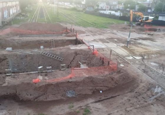  Tras el silencio de Milei, presionan a Nación para que defina el futuro de la obra del paso bajo nivel