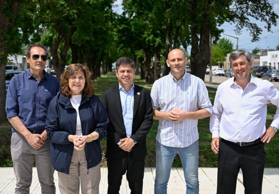 "Está atento a las necesidades del interior": la foto de los intendentes peronistas con Kicillof y la chicana a Milei