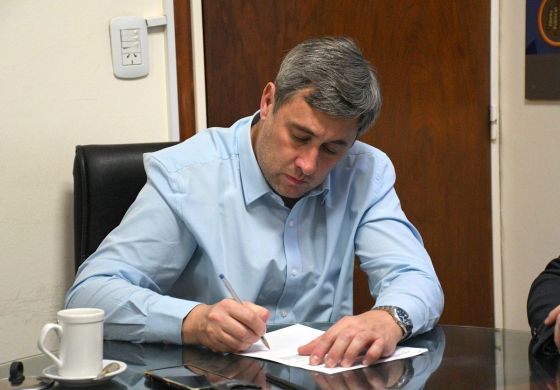  Gestiones en La Plata: obras viales y escrituraciones, el saldo del viaje de Pugnaloni