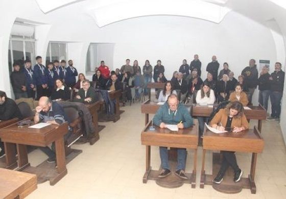 Desde el 10 de diciembre se rompe la polarización entre la UCR y el PJ en Alberti