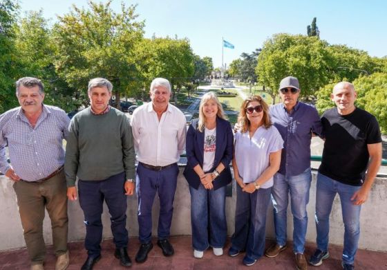Funcionaria clave de Kicillof bajó a la Cuarta y reunió a los intendentes del MDF en Alberti
