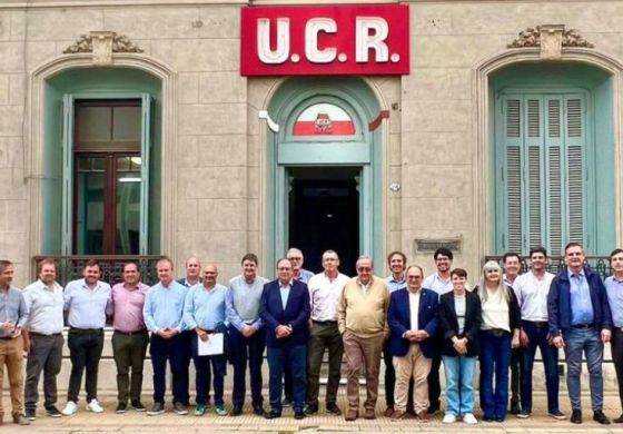 Foro de Intendentes UCR: la Cuarta llevó reclamos al encuentro en Tandil