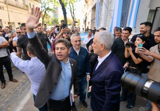 Con presencia de la Cuarta, Kicillof reunió al PJ bonaerense en La Plata