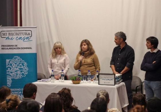  Gianini acelera la entrega de escrituras: cuántas familias fueron beneficiadas